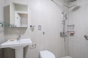 SHOWER ROOM - click for photo gallery